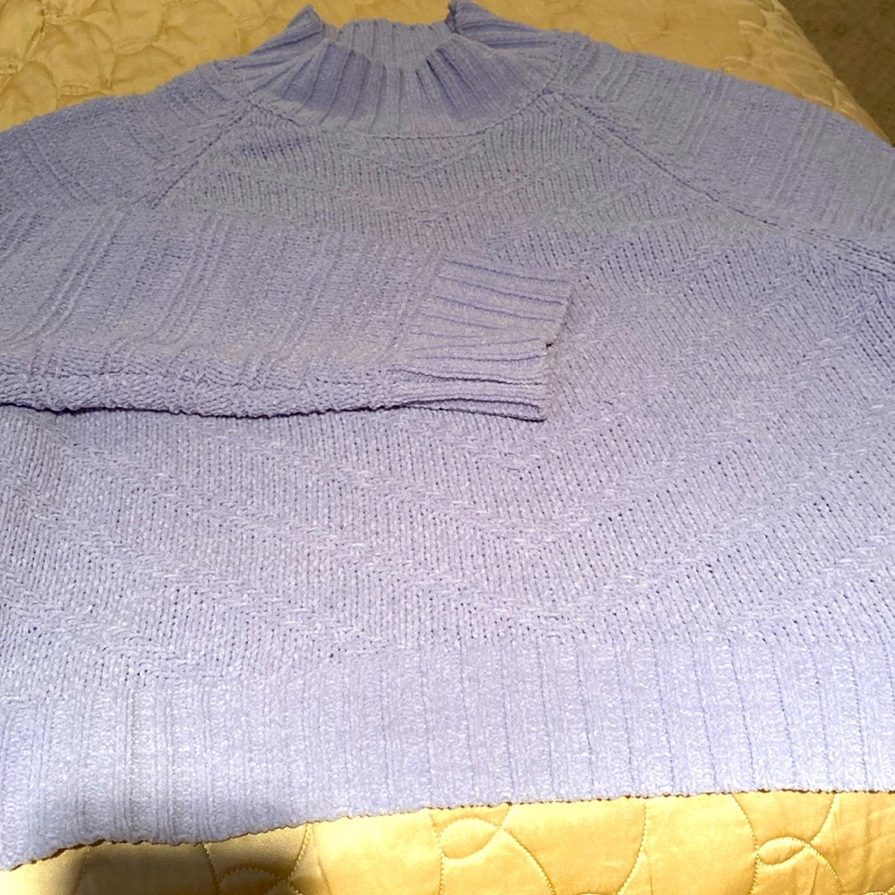 Light weight sweater for spring.